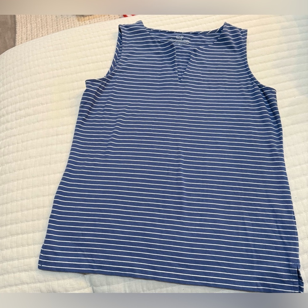 Vineyard Vines Navy and White Striped Sleeveless Top Size Small